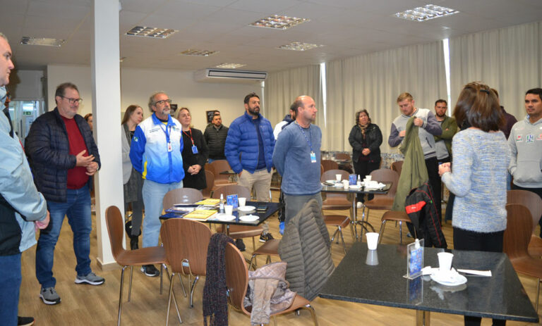 Dia do Desafio retorna presencialmente com visitas a empresas e escolas de Beltrão