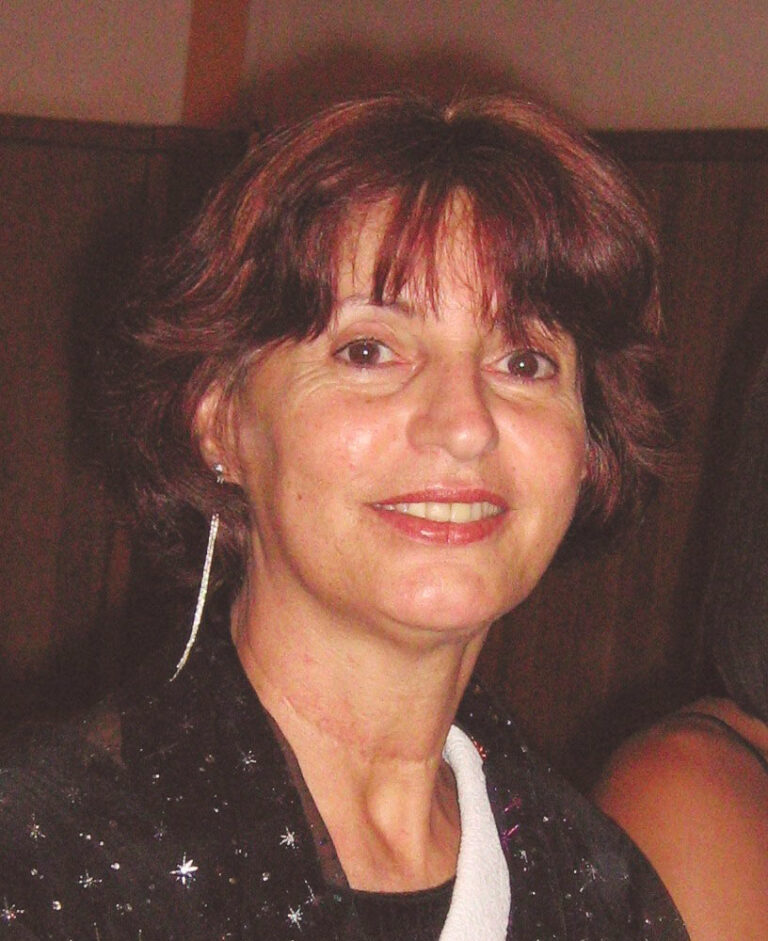 Ilza Kozik está sendo velada no Crematório