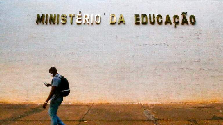 Universidades federais têm que se adequar ao novo bloqueio de recursos