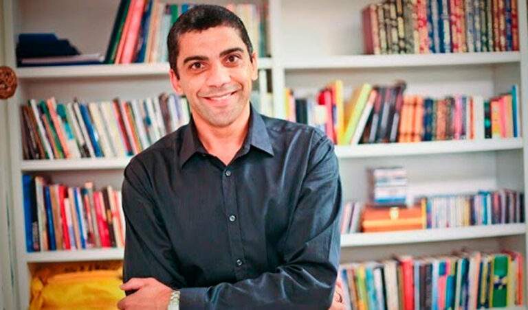 Semana pedagógica terá palestra com Geraldo Peçanha de Almeida, em Dois Vizinhos