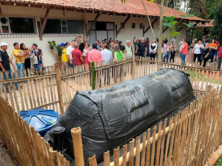 Itaipu e parceiros formalizam a entrega do 26º biodigestor em Belém (PA)