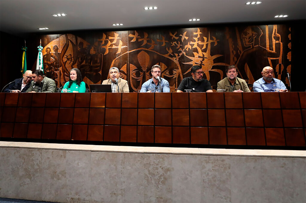 Encontro ocorreu na manhã desta quinta-feira (24), no Plenarinho. Créditos: Valdir Amaral/Alep