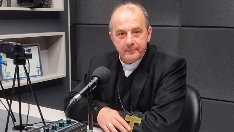 Bispo fala da importância dos meios de comunicação