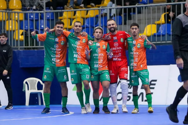 Marreco goleia o Tubarão e desencanta em casa na LNF