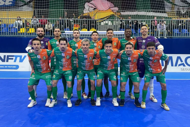 Marreco goleia o Esporte Futuro, de novo, e assume liderança do Paranaense