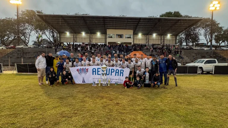 Dois Vizinhos conquista o título da Série Prata na Copa Aesupar de Futebol