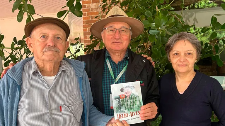 Com 400 edições, “Papo na Varanda” se consolida como acervo da memória regional