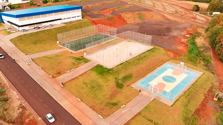 Novo Centro Esportivo homenageia Izaltino Rossi