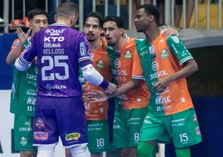 Marreco vence o Corinthians e sobe mais na Liga Nacional