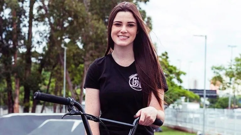 Deputada Luciana propõe menção honrosa estadual para a atleta beltronense Duda Penso