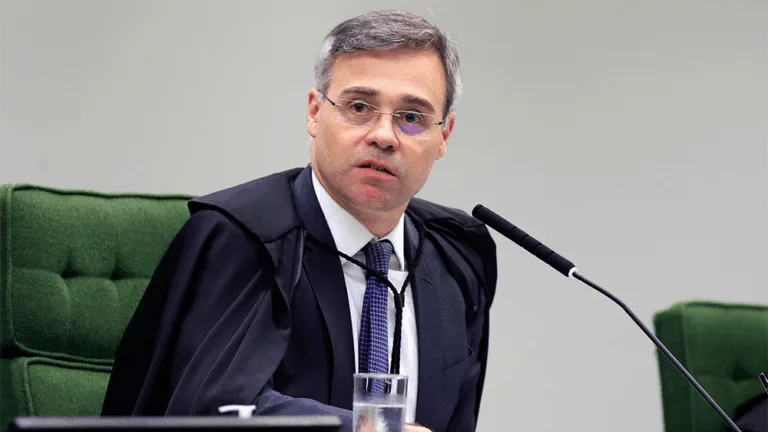 Fraude no INSS: bloqueio de valores ligados a sindicato soma R$ 389 milhões