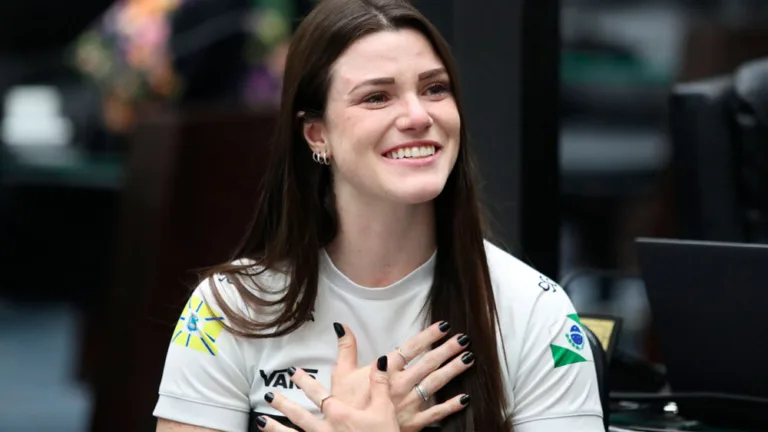 Atleta beltronense Duda Penso recebe Menção Honrosa na Assembleia