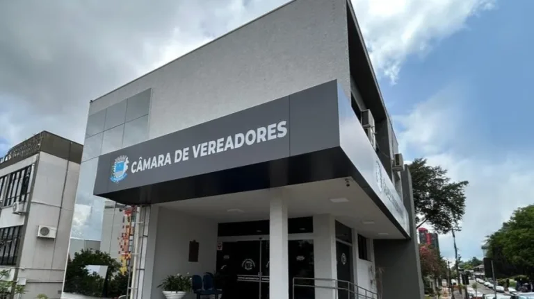 Câmara aprova contas do ex-prefeito Cleber Fontana de 2023