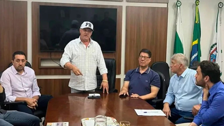 Fomento Paraná apresenta linhas de crédito para a administração de Dois Vizinhos