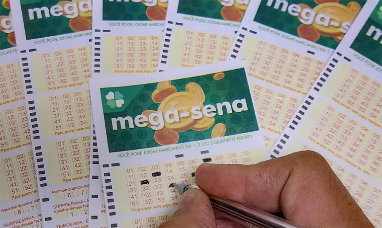 Mega-Sena acumula e prêmio vai a R$ 35 milhões