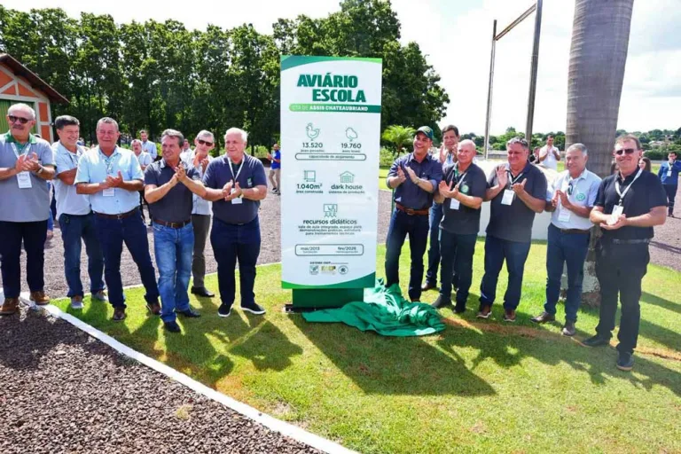 Sistema FAEP reinaugura aviário escola em Assis Chateaubriand