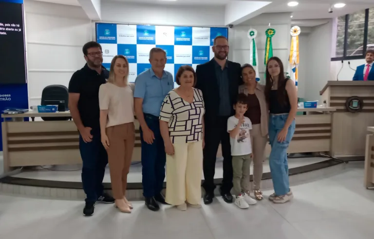 Adolfo toma posse na Câmara de Beltrão