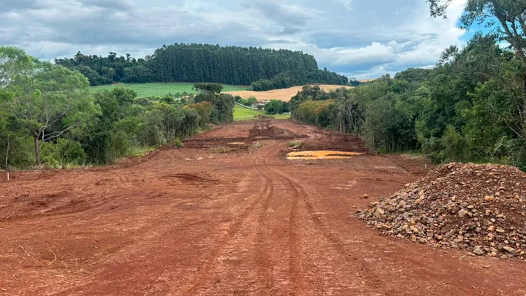Reservatório vai ajudar a conter as enchentes do Rio Barro Preto