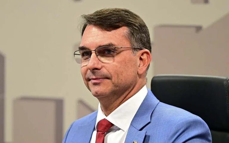 Flávio chama Tereza Cristina de “sonho de consumo” para vice