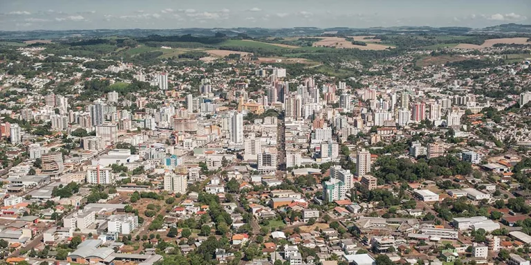 Pato Branco enfrenta queda de receita com impostos atrasados