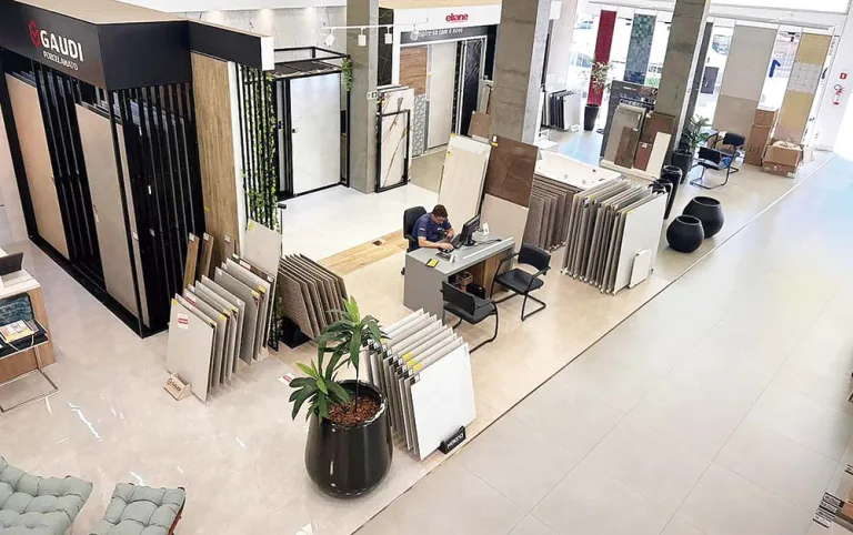 Construbel celebra atuação no setor de materiais de construção