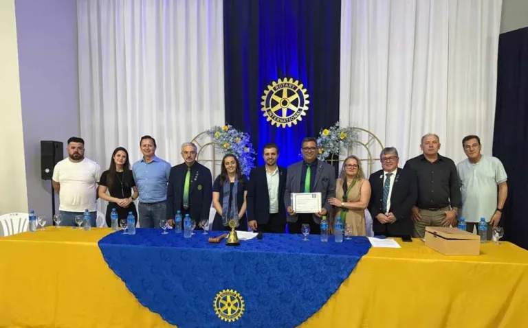 Reunião de fundação do Rotary Club reúne lideranças políticas