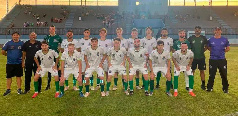 Dois Vizinhos empata com Realeza pela Copa Sudoeste de Futebol, 3 a 3