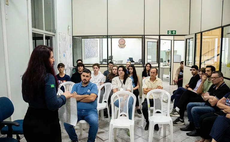 Editora JdeB reforça atenção aos riscos psicossociais