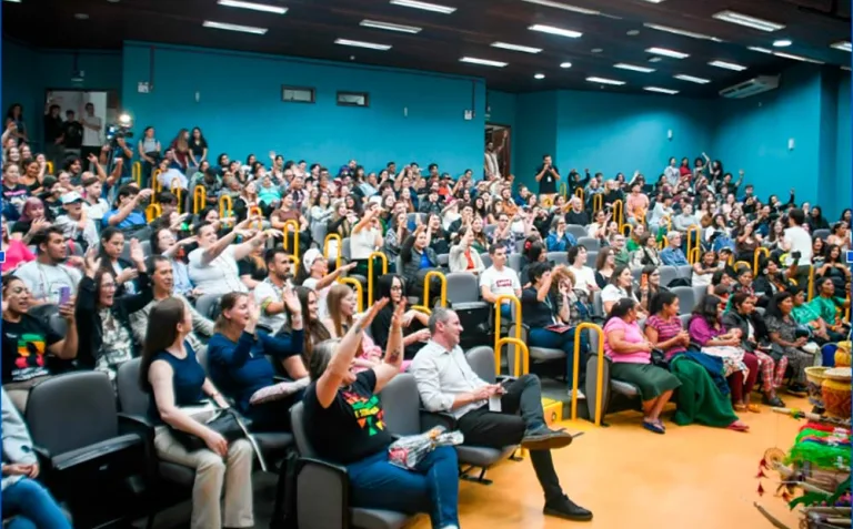 Abril Indígena e a urgência de ouvir vozes originárias