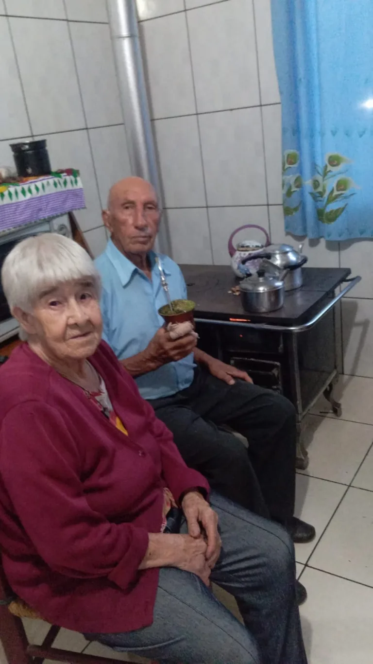Em Ampere, Elcy e Calmindo Medeiros comemoram 70 anos de casados