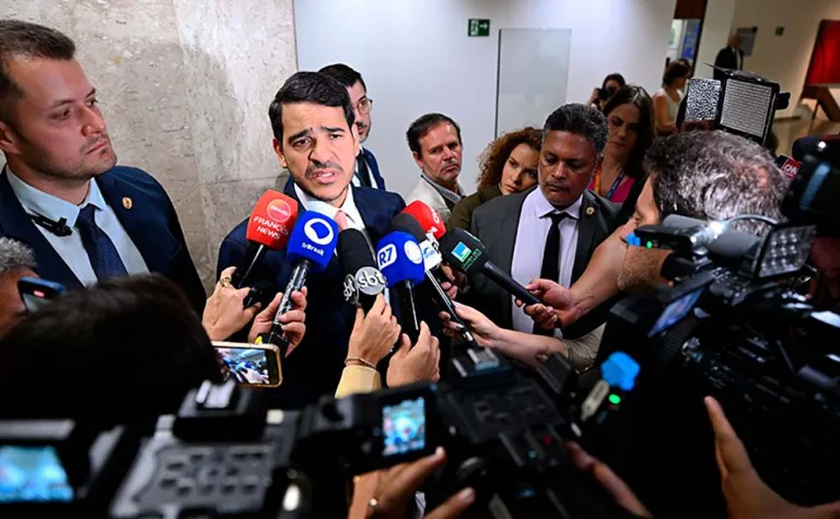 Sabatina de Jorge Messias será hoje na CCJ do Senado