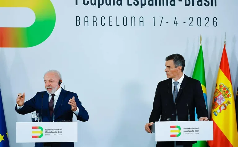 Brasil e Espanha assinam acordos sobre big techs e tecnologia digital