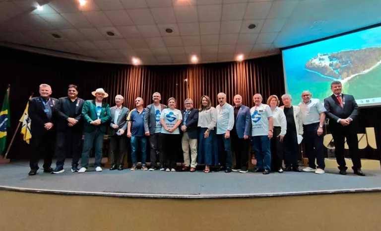 Seminário de capacitação reúne rotarianos em Beltrão