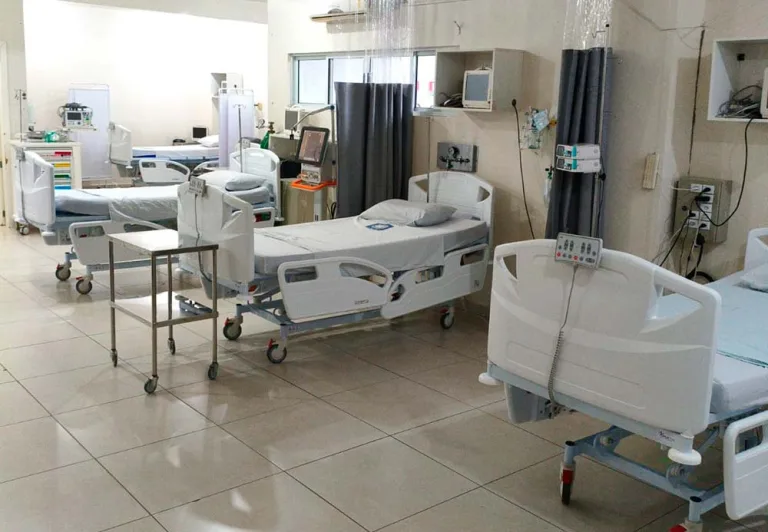 UPA de Beltrão recebe novas camas elétricas