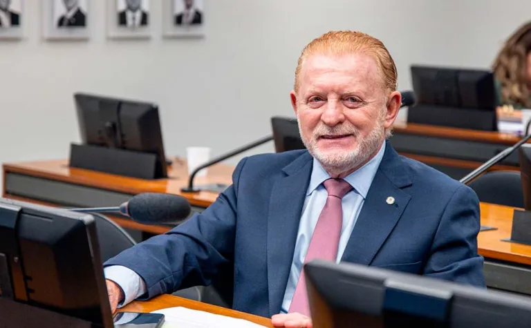 Deputado Vermelho apresenta projetos para corrigir distorções tributárias