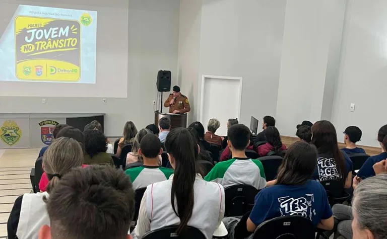 PM celebra o patrono Tiradentes