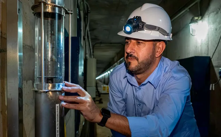 Itaipu obtém patente de dispositivo para controle de fluxo de água na barragem