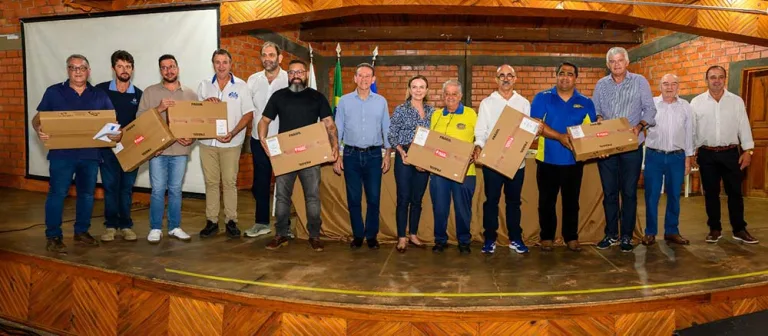 Itaipu investe em modernização de 180 rádios comunitárias no Paraná