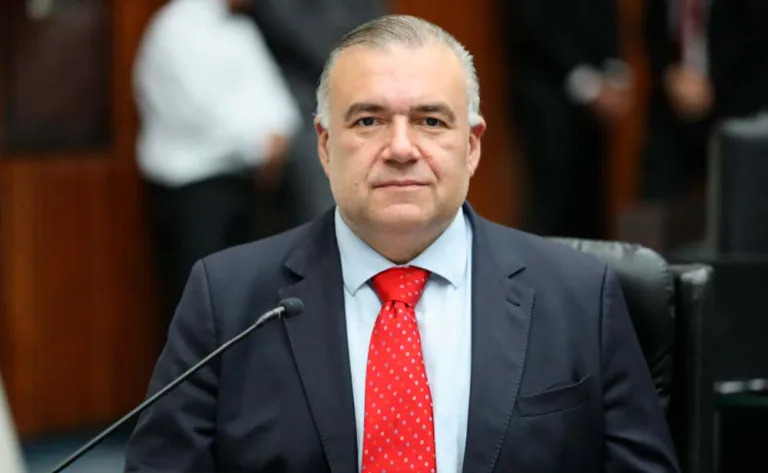 Assembleia promove sessão solene em homenagem ao Dia Nacional da Educação