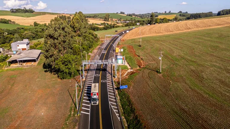 Cobrança de pedágio normal nas rodovias