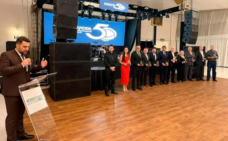 Festa celebra os 50 anos da Acedv/CDL