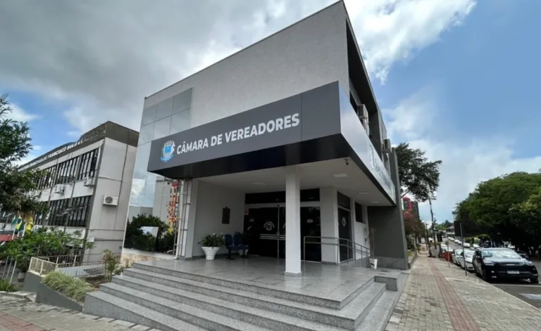 Vereador muda de partido visando candidatura a deputado