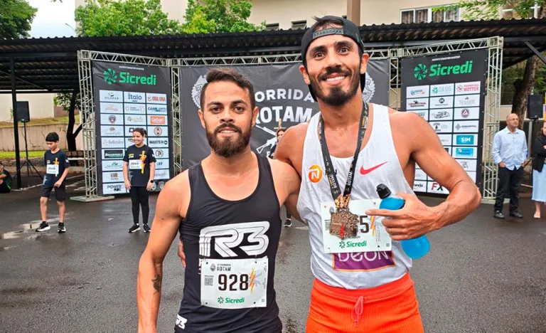 Robinho e Diógenes fizeram boa disputa