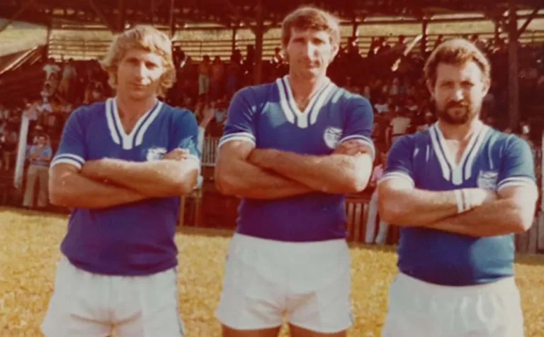 Quem se lembra desse esquadrão de 1975?