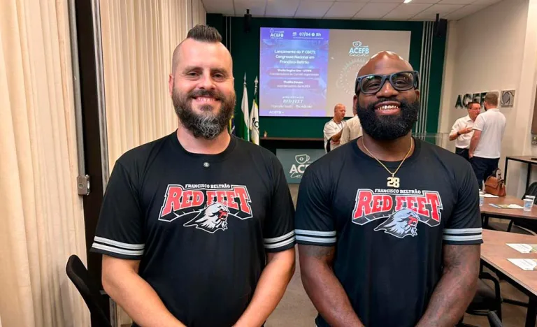 Red Feet aposta em técnico dos EUA para expandir futebol americano