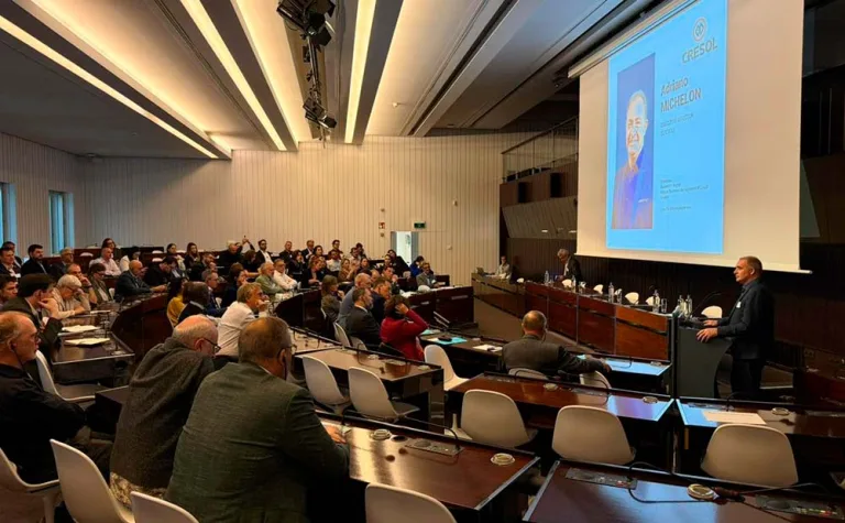 Cresol promove seminário internacional para finanças inclusivas