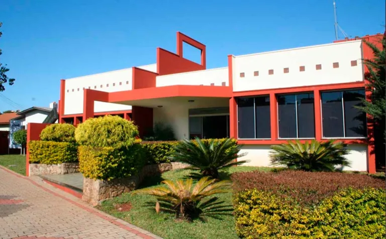 Comércio fecha no feriado de 1º de maio