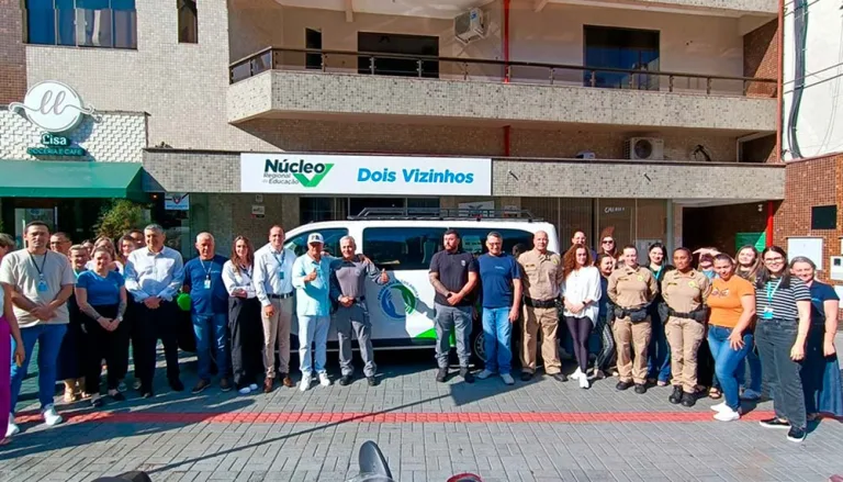 Programa Mãos Amigas fortalece parceria e recebe veículo em DV