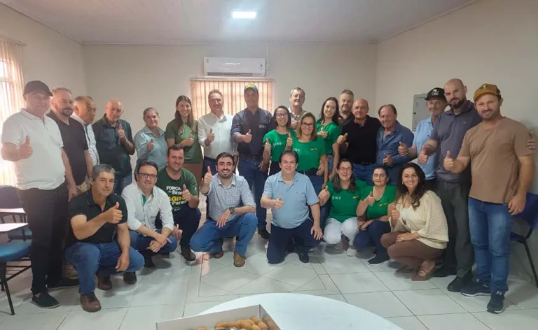 Presidente Ágide Meneguette visita Sindicato Rural de Marmeleiro