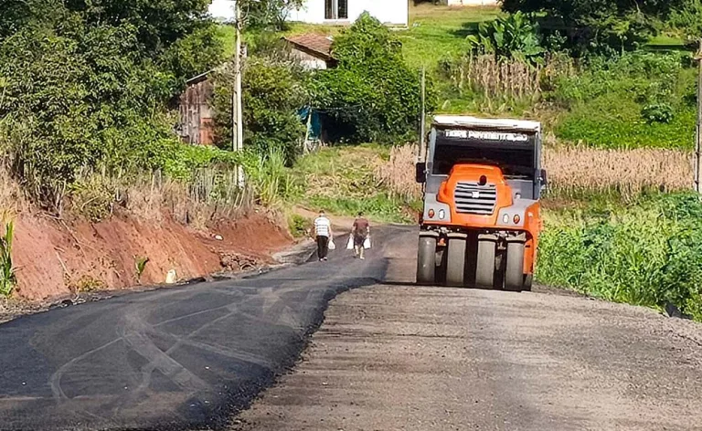 Prefeito Paulo Weissheimer projeta R$ 80 milhões para asfalto